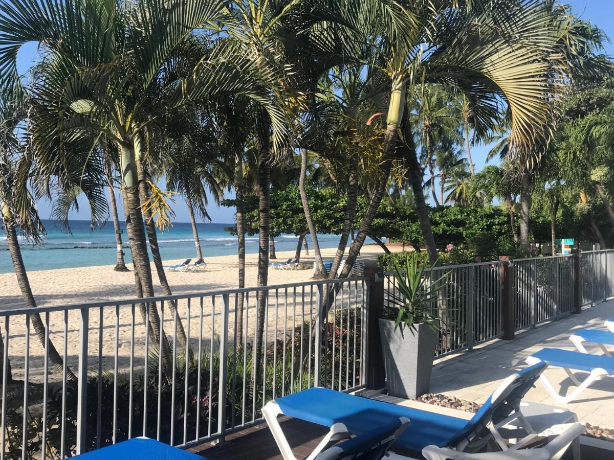 Courtyard By Marriott Bridgetown, Barbados Hotel Buitenkant foto