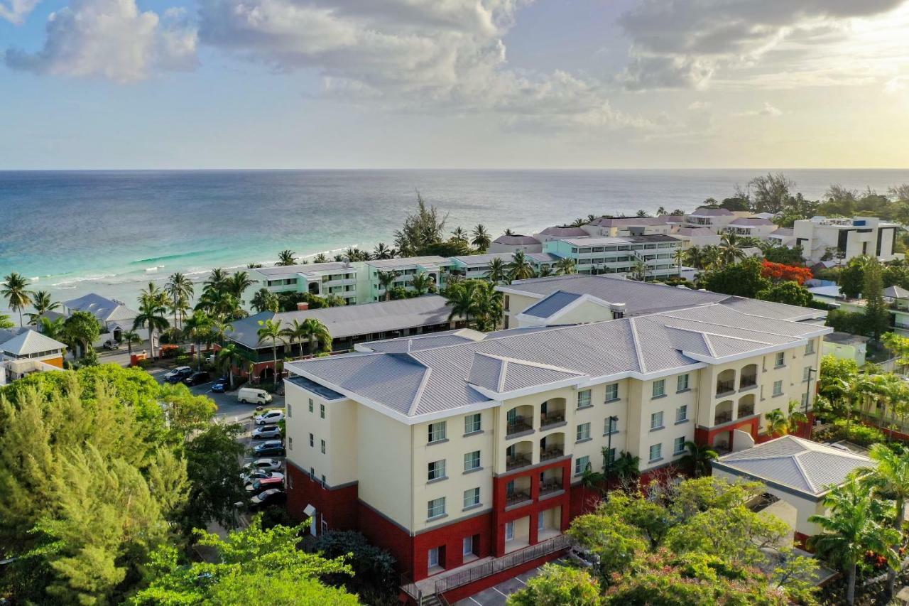 Courtyard By Marriott Bridgetown, Barbados Hotel Buitenkant foto