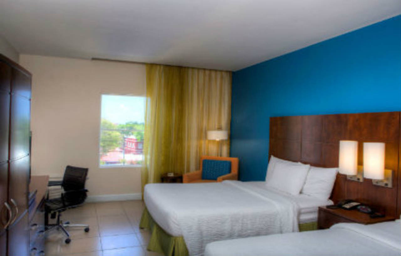 Courtyard By Marriott Bridgetown, Barbados Hotel Buitenkant foto